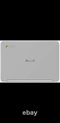ASUS laptop. C101P. 4GB RAM, 16GB Memory. 10.1, Silver, Memory card slot